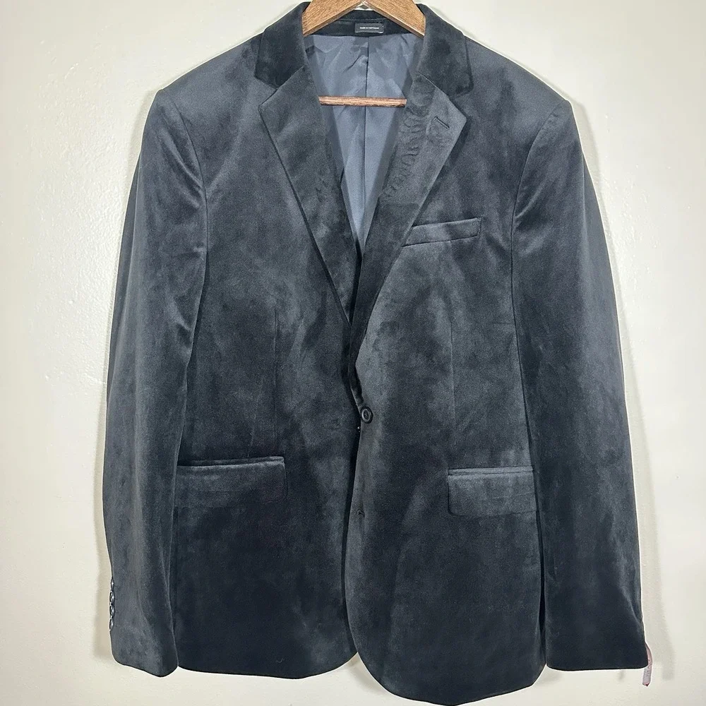 J. Ferrar Men's 44R Evening Edition Rich Black Velvet Blazer Jacket Slim‎